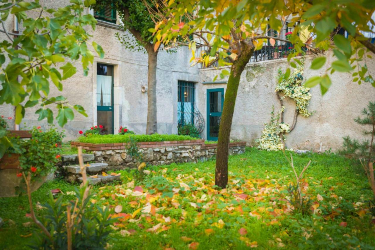 B&B A Casa Di Nonna Padula Exterior photo